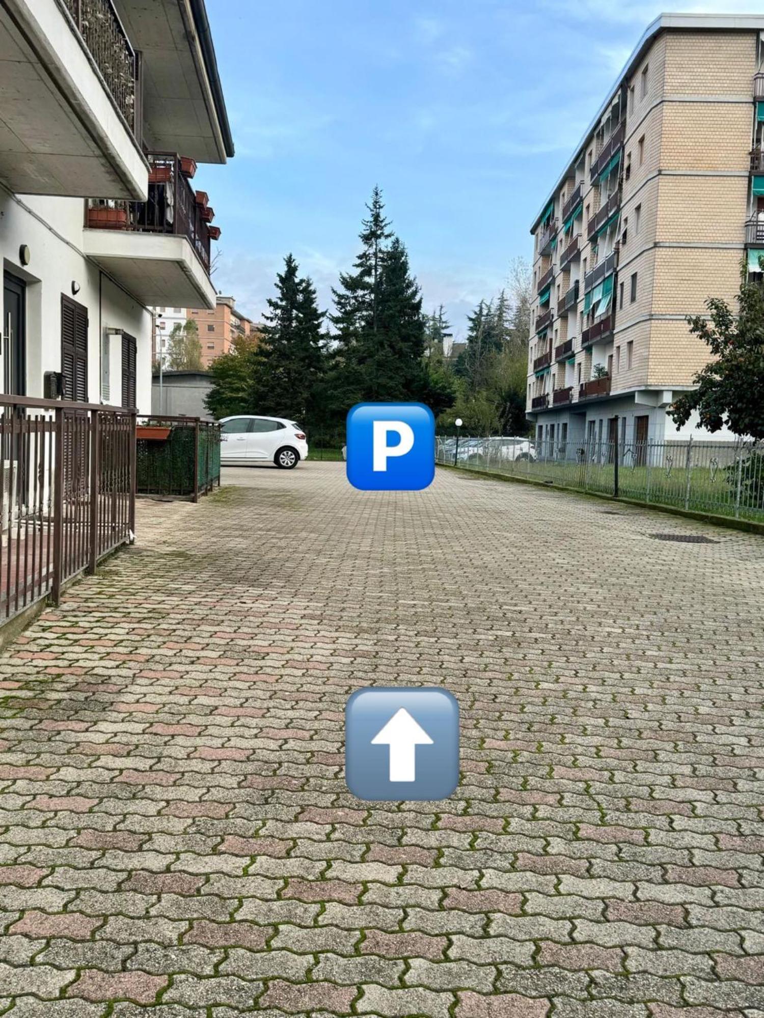 סראוואלה סקריביה Serravalle Shop&Stay מראה חיצוני תמונה